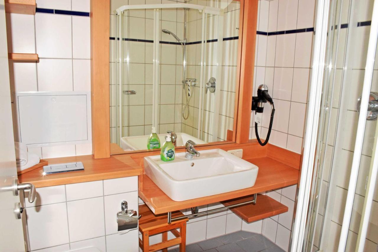 Fewo Mit Balkon Und Strandkorb 03 Sellin (Rugen) Exterior foto